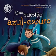 capa do livro uma questão de azul escuro
